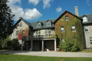 Photo of Jennings Hall at Bennington College